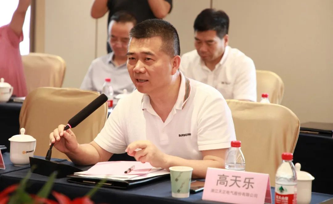 慶祝建黨百年華誕 商會組織企業(yè)家走進(jìn)創(chuàng)力開展參觀座談等活動(圖2) 慶祝建黨百年華誕 商會組織企業(yè)家走進(jìn)創(chuàng)力開展參觀座談等活動(圖2)