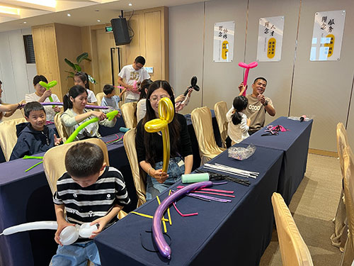 【月滿華誕 匠心傳情】創(chuàng)力集團(tuán)舉辦“團(tuán)圓慶華誕”親子活動(dòng)?(圖3)